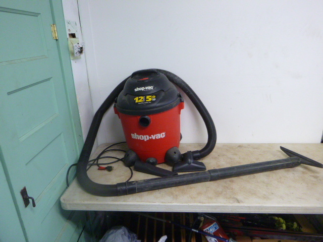 lot 61 image: Shop Vac WetDry Vacuum