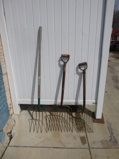 lot 89 image: 3 Forks