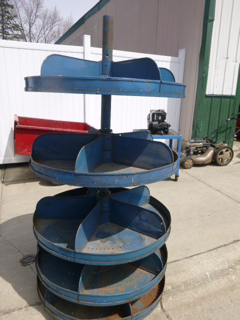 lot 98 image: Lyon Parts Bin