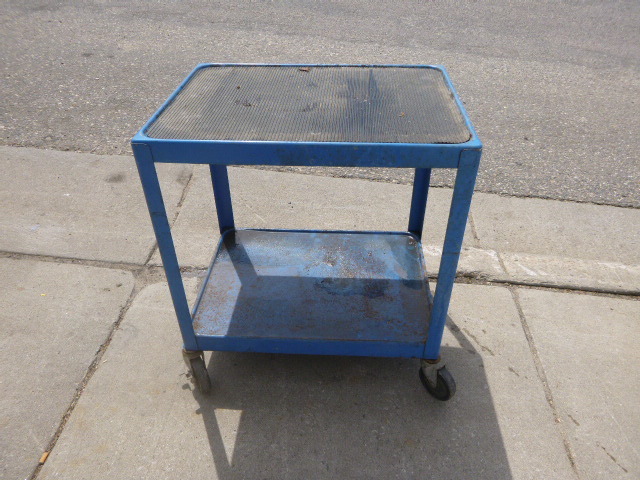 lot 99 image: Shop Cart
