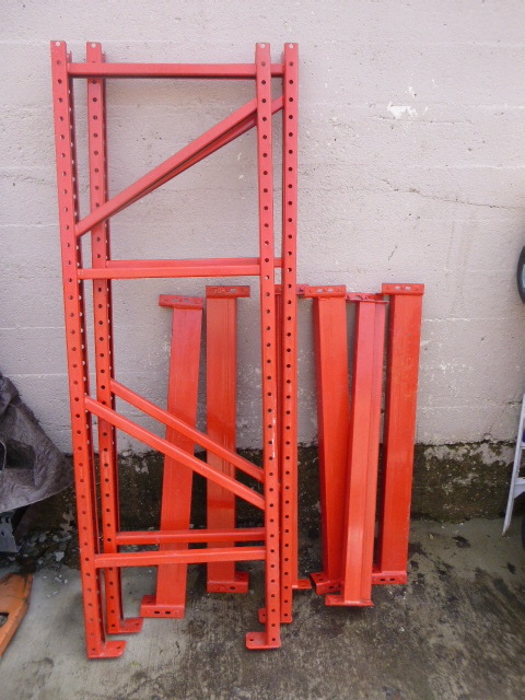 lot 103 image: Pallet Racks