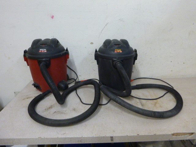 lot 141 image: 2 Shop Vacuums
