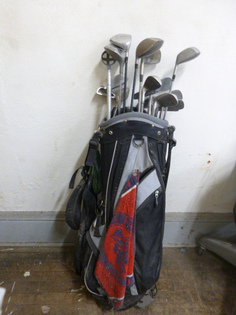 lot 149 image: Miscellaneous Golf Clubs