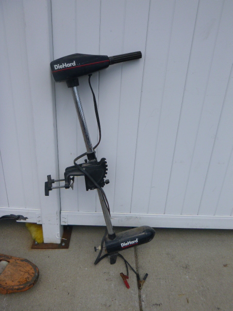 lot 169 image: Diehard Trolling Motor