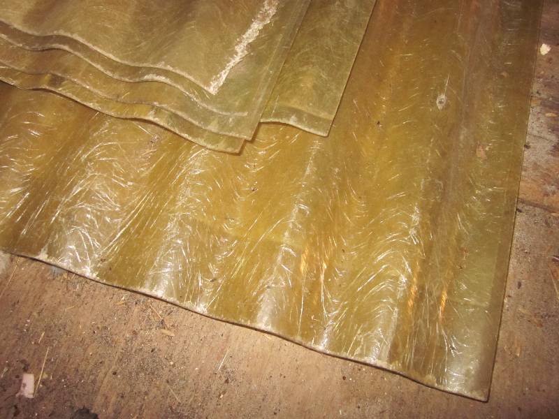 lot 101 image: Skylight Panels