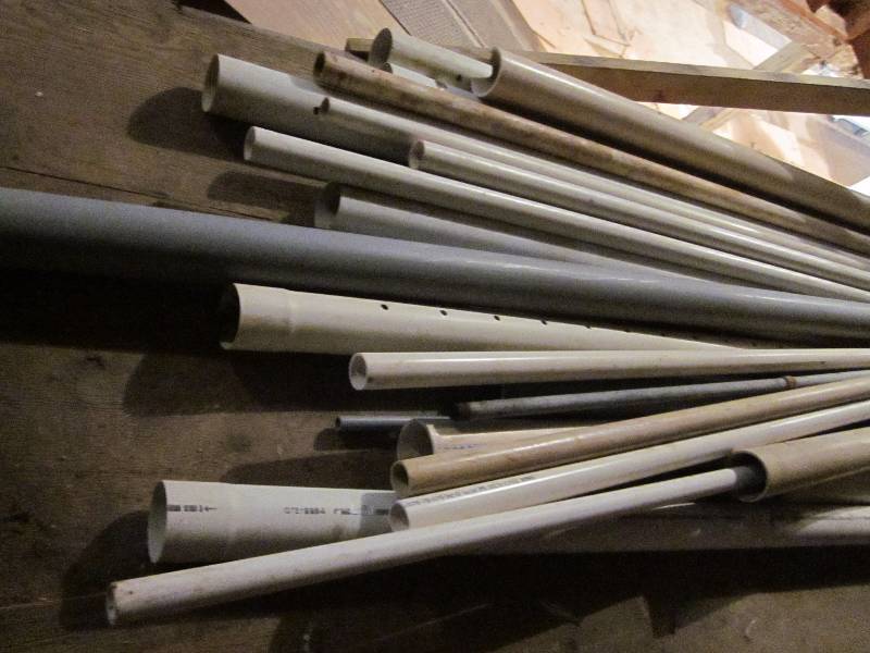 lot 102 image: Lot of PVC Piping