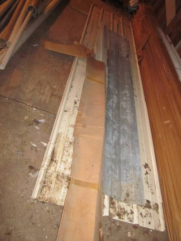 lot 103 image: Lot of Steel Siding