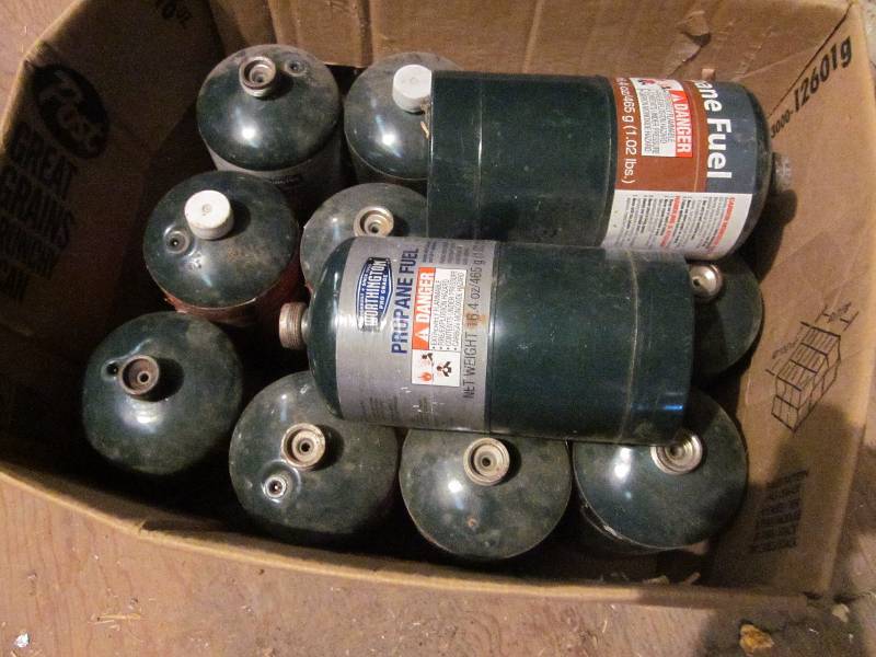 lot 105 image: Electric Heater & Refillable propane Cylinders