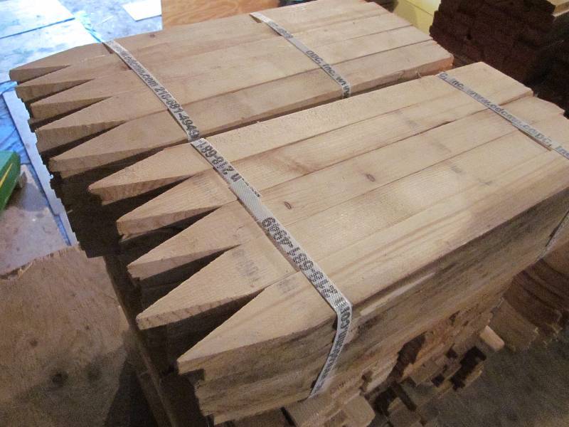 lot 108 image: 10 Bundles of Stakes