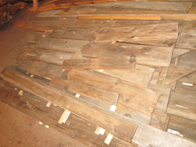 lot 113 image: Vintage Barn Wood Pile