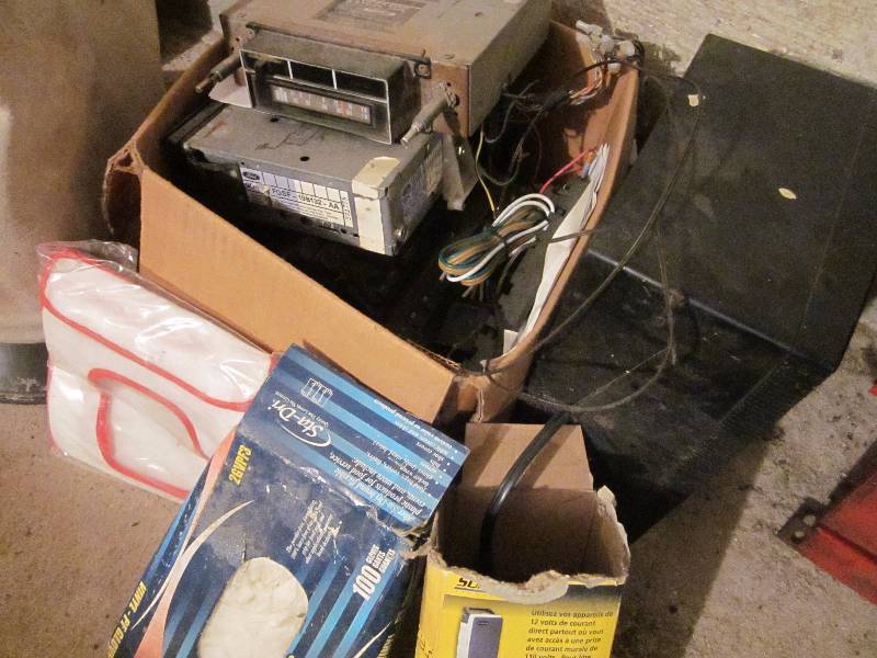 lot 27 image: Industrial Vac, Radios, Etc.
