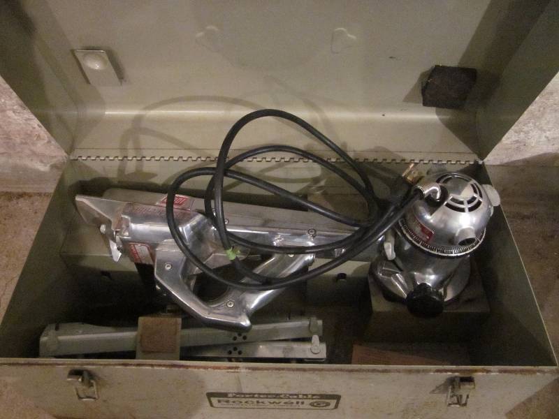 lot 30 image: Porter-Cable Router with Planer Attachment