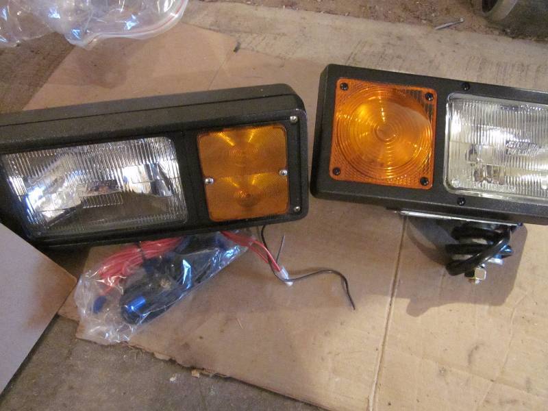lot 47 image: Blade Lights