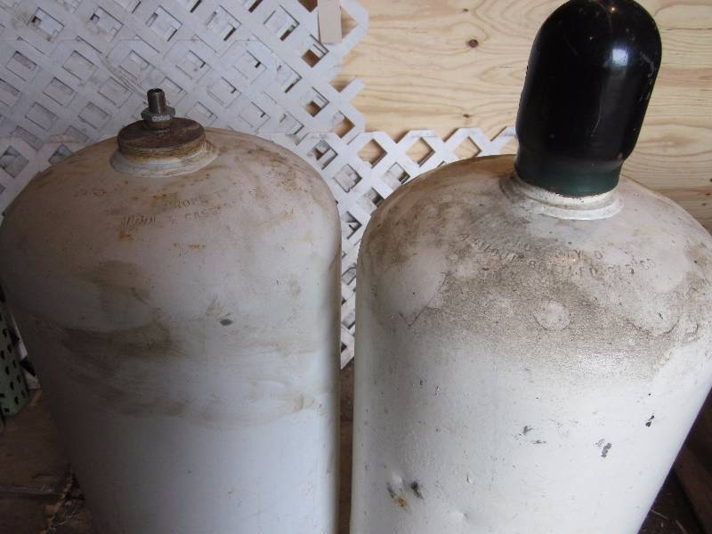lot 56 image: Air Reserve Tanks (2)