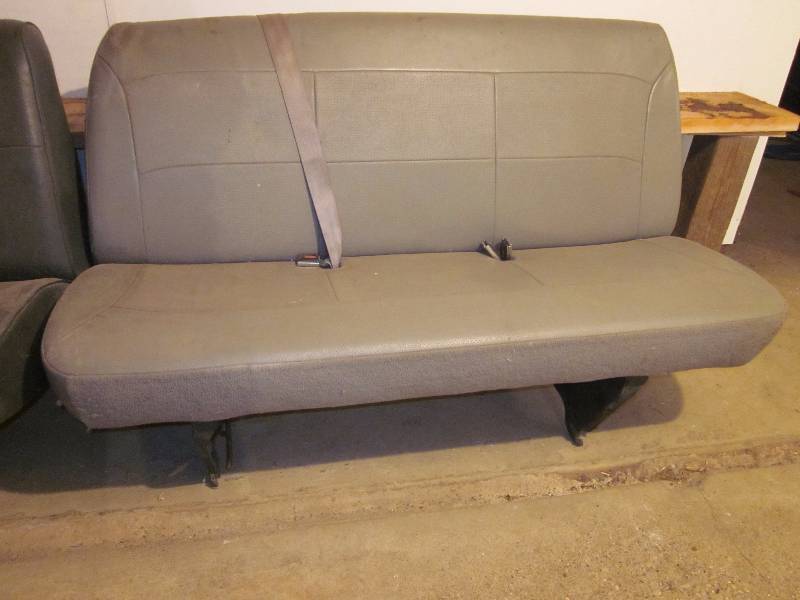 lot 123 image: 2 Van Seats