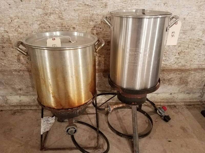 lot 33 image: 2 Turkey Fryers
