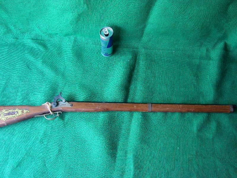 lot 115 image: Vintage Kadet Kentucky rifle