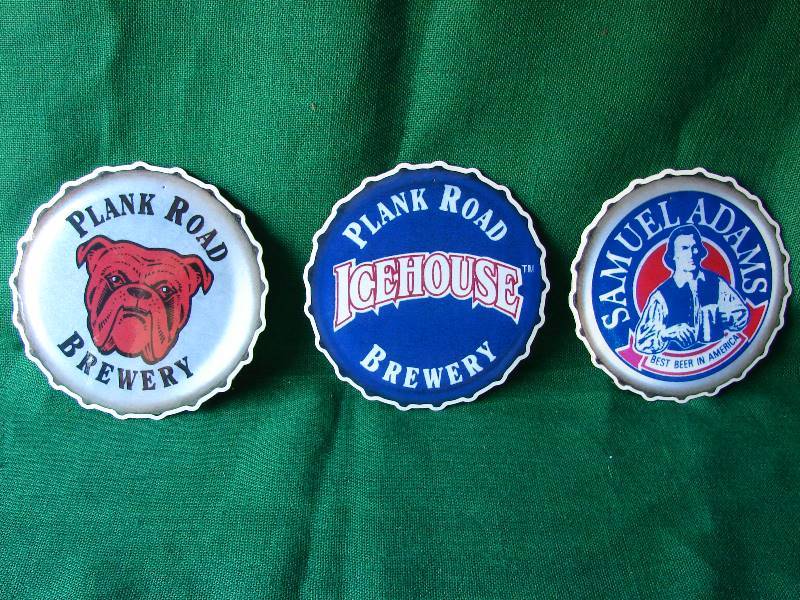 lot 121 image: Beer CAP Advertisements (( Aprox a 11inches across ))