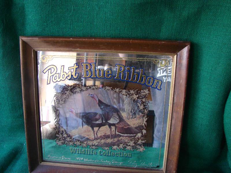 lot 153 image: Vintage Pabst Blue Ribbon Wild Life Collection mirror. ( TURKEYS )