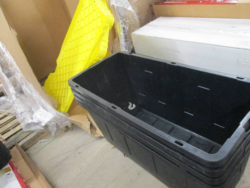 Lot of 4 HDX 55 Gallon Covered Tot...