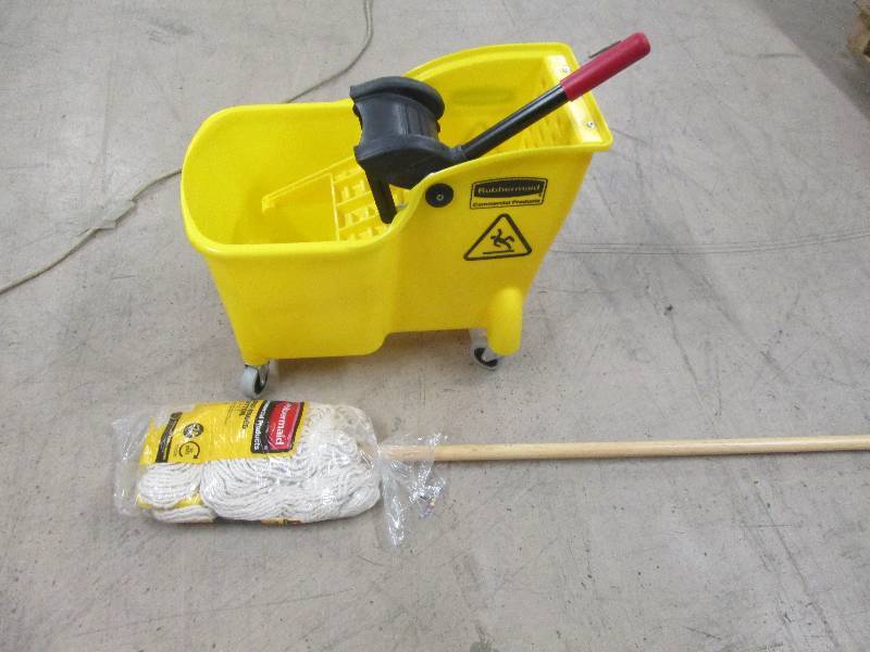 Rubbermaid Commercial Products Scru...