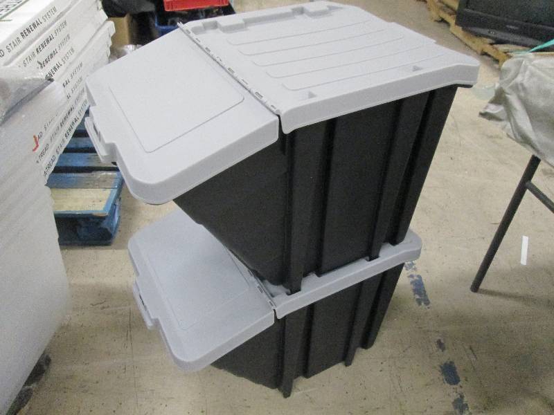 2-GSC 16 Gallon Stackable Hopper Bi...