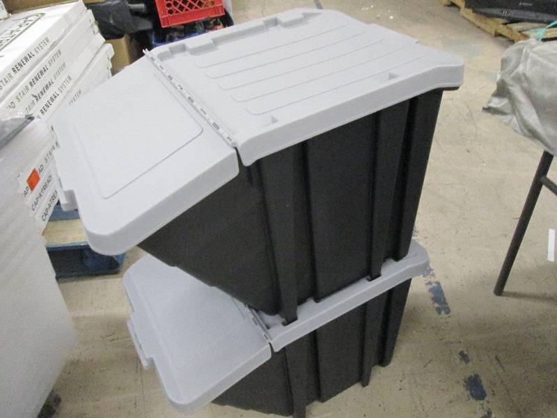 2-GSC 16 Gallon Stackable Hopper Bi...