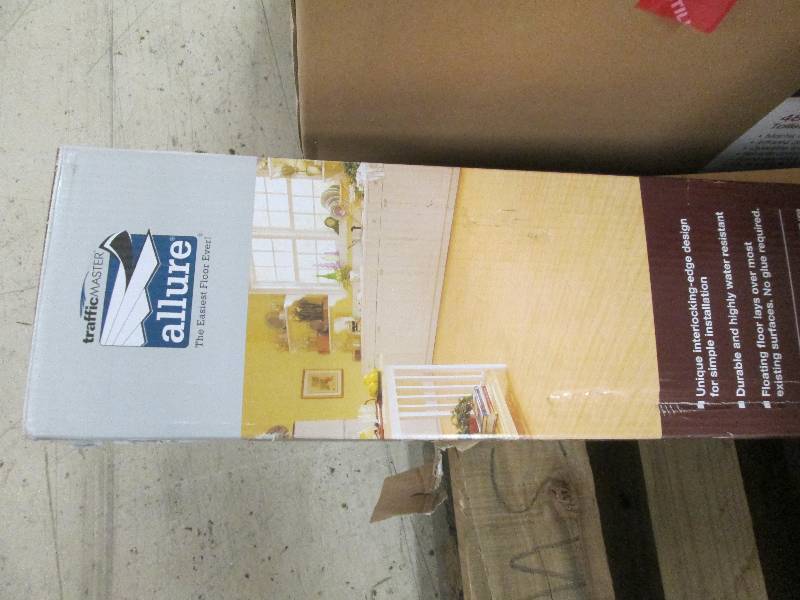 Lot of 3 cases TrafficMaster Allure...