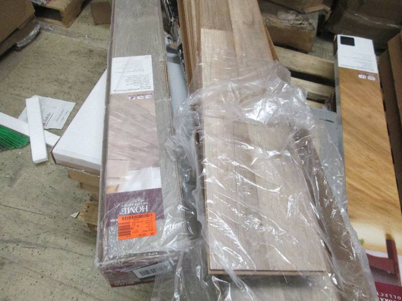 Lot of 2 Cases of Misc Flooring...
