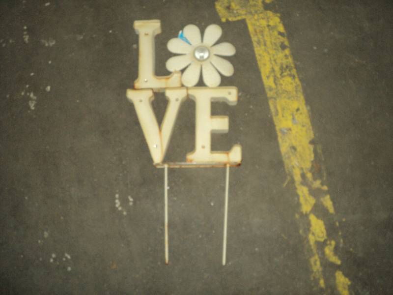 outdoor love sign, lights up...