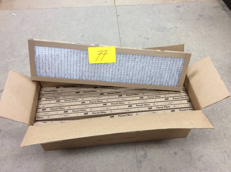 lot 77 image: Case of 12 8 X 30 X 1 HD SCRIM Fiberglass Filter (221-041-151)