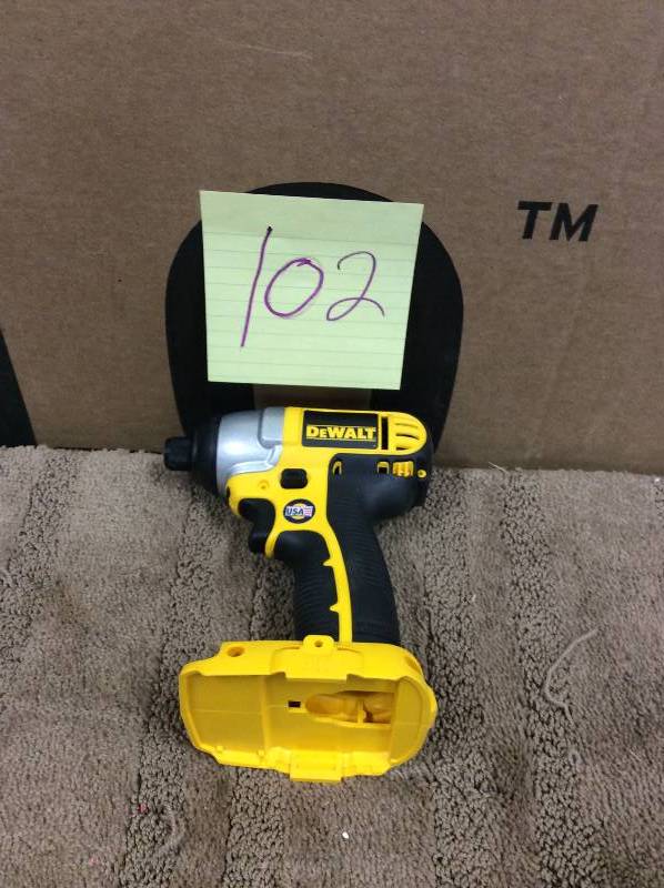lot 102 image: Dewalt 18-Volt 14 in. (6.4 mm) Cordless Impact Driver (Tool-Only) not used