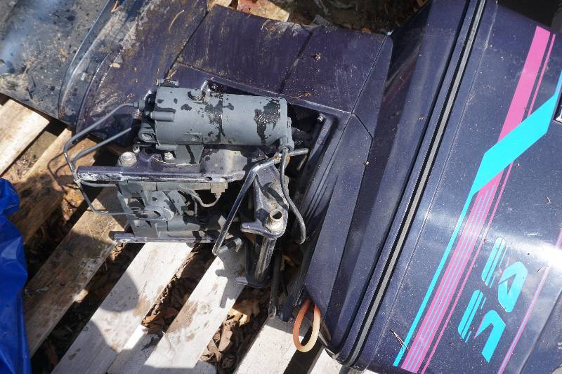 Force 85 Outboard Motor