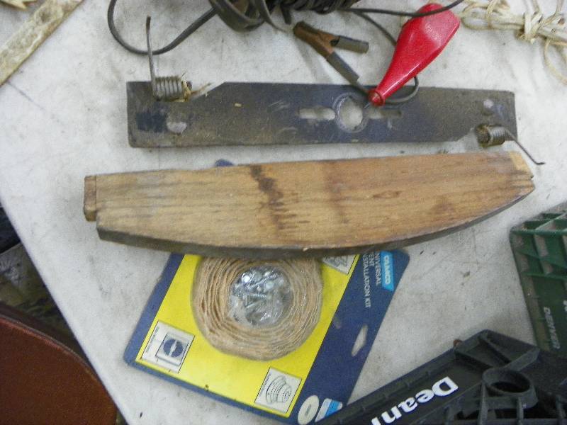 lot 263 image: side towing mirror, trouble light, lawn mower blade, misc hardware