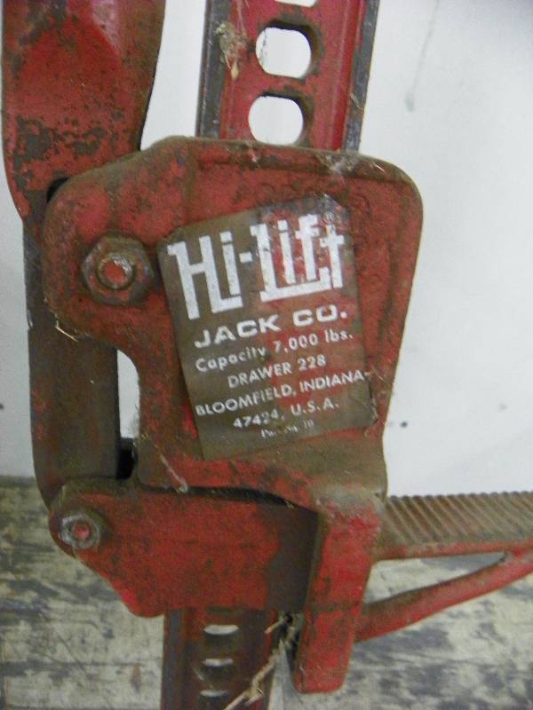 lot 446 image: Hi-Lift Jack