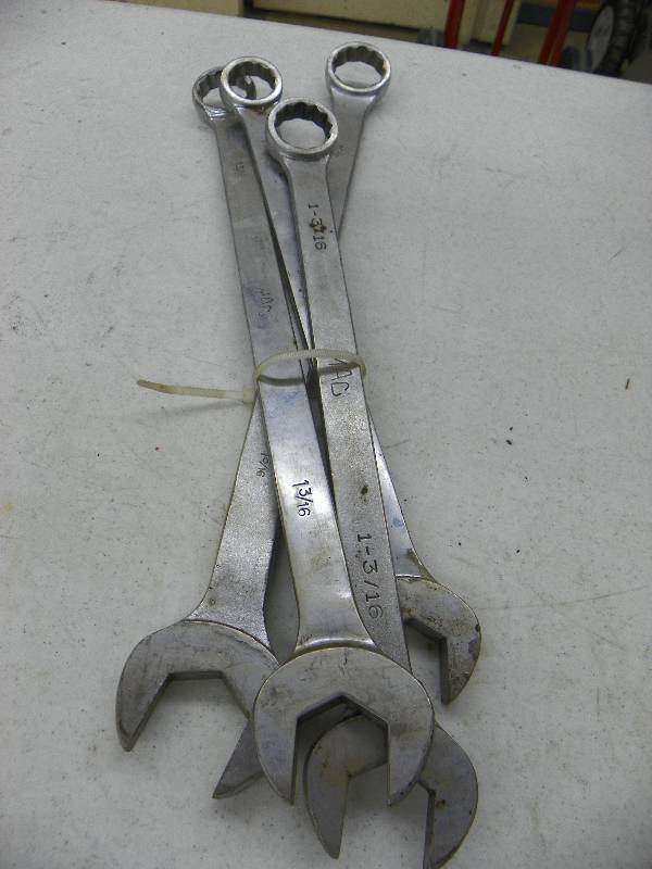 lot 465 image: Wrenches