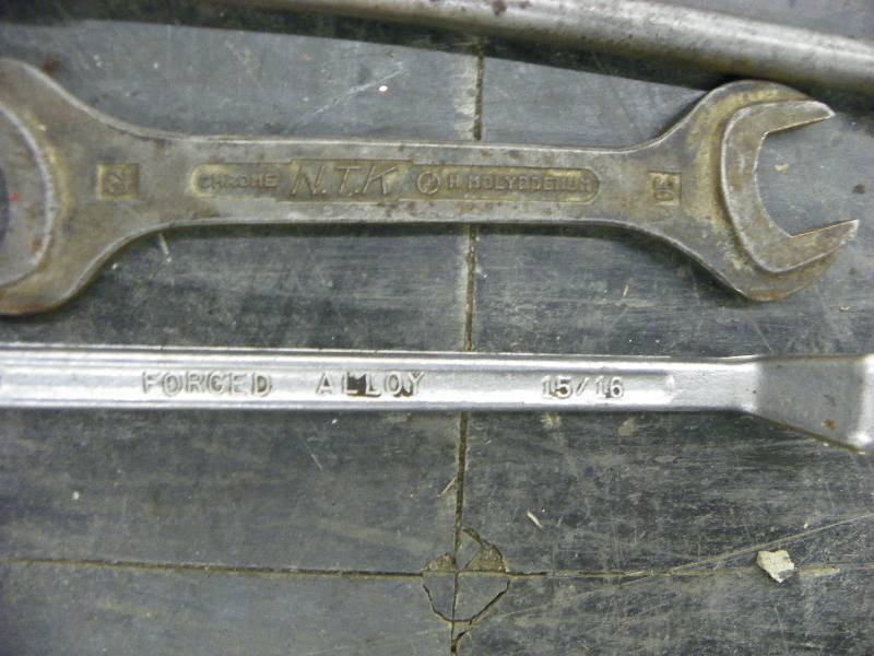 lot 482 image: Wrenches