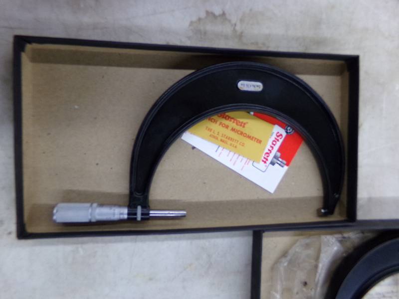 lot 502 image: Micrometer Calipers