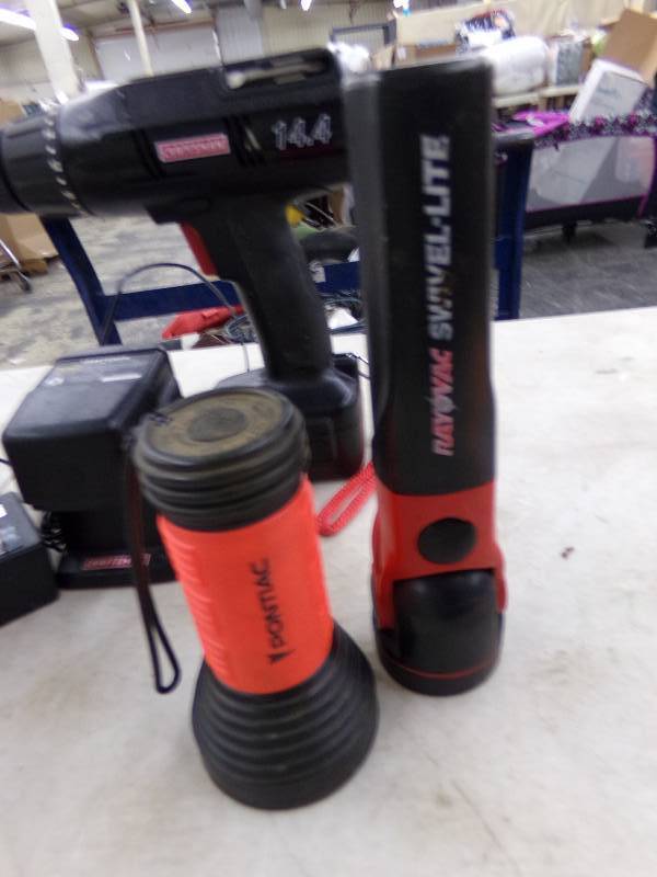 lot 506 image: Craftsman cordless drill, flashlights and coin rollers