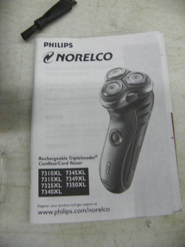 lot 526 image: Three electric shavers
