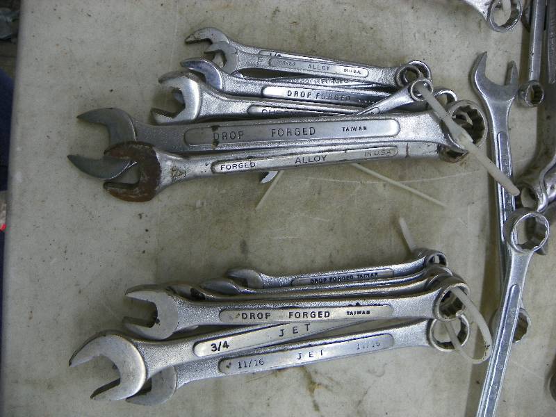 lot 532 image: Wrenches