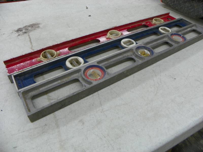 lot 542 image: Three levels