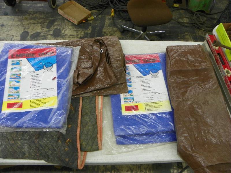 lot 543 image: moving blanket and tarps