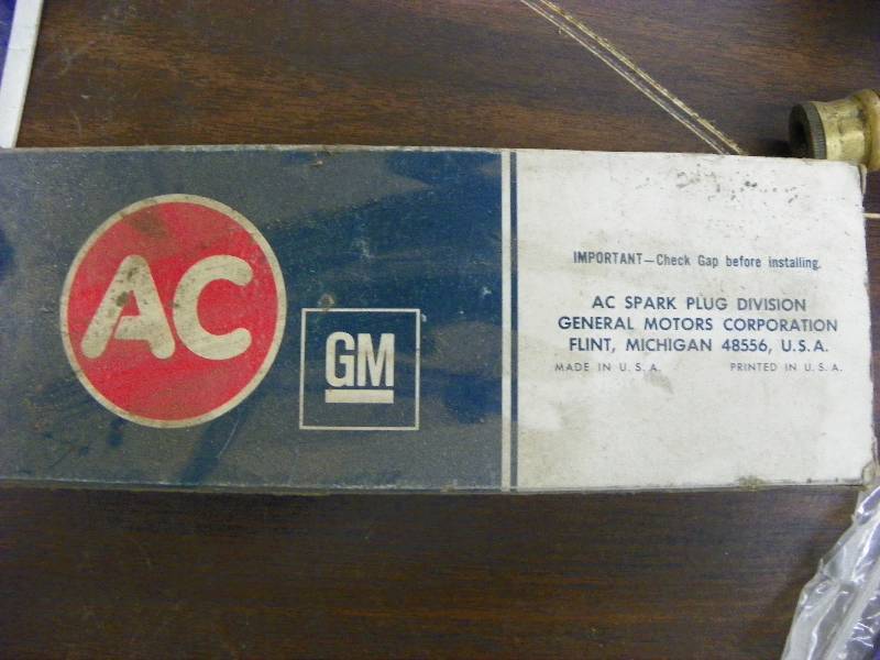 lot 571 image: Misc garage items