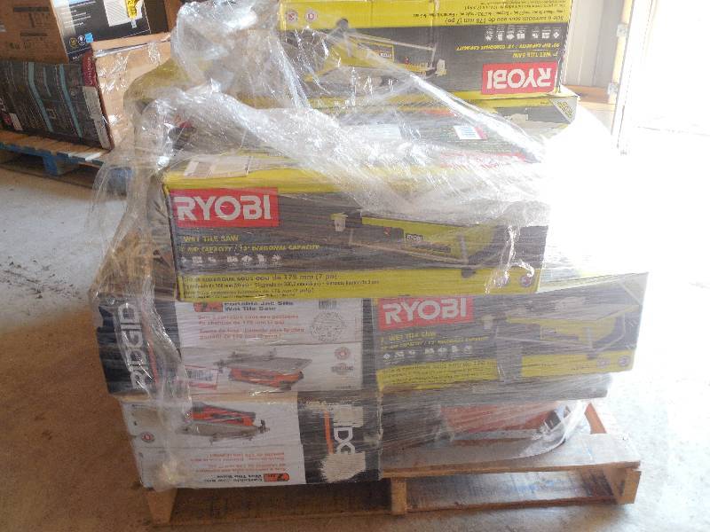 lot 7 image: PALLET LOT OF TILE CUTTERS