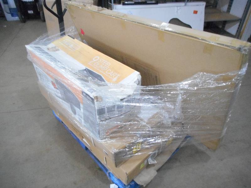 lot 41 image: PALLET LOT OF GENERAL MERCHANDISE AND TOOLS