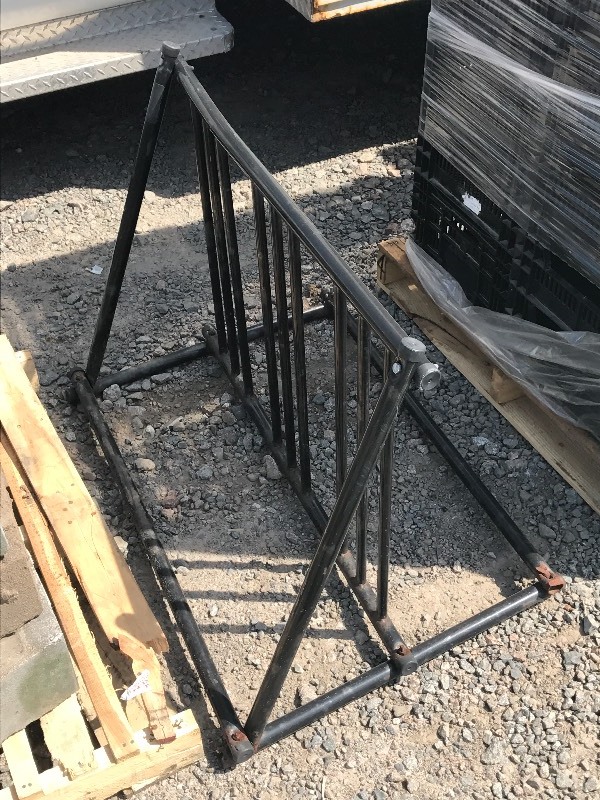 lot 26 image: 6-Place Steel Bike Rack