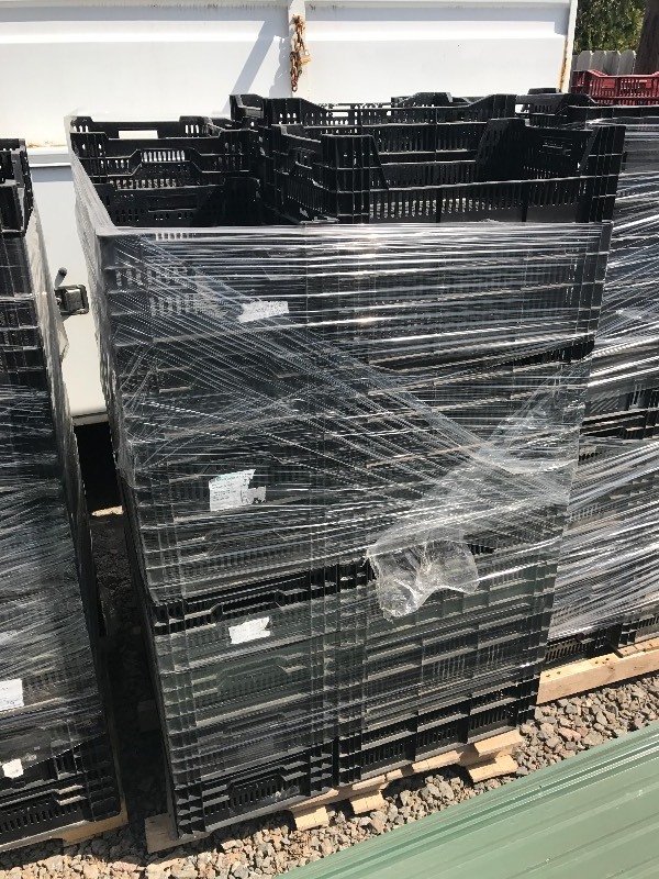 lot 28 image: Pallet Of (24) Plastic Bins