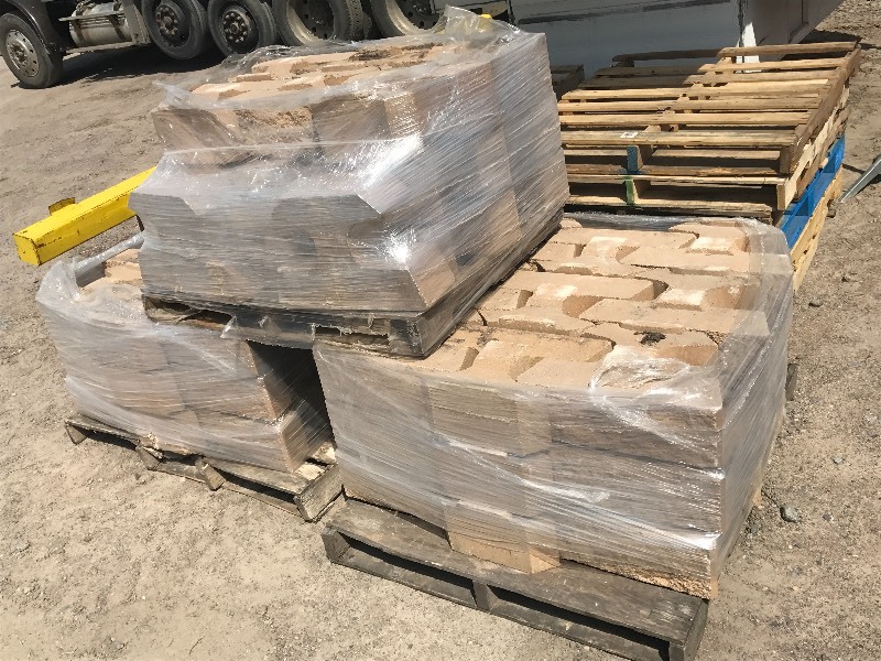lot 30 image: (3) Pallets Of Retaining Wall Block