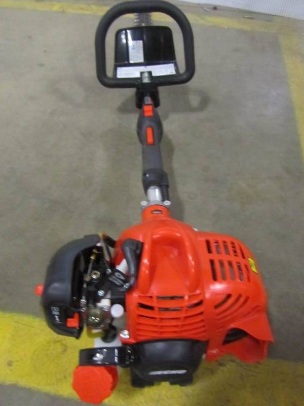 lot 19 image: Echo 20 21.2 cc gas hedge trimmer